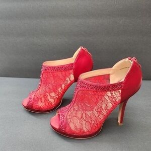Dream Pairs Red Lace Peep-Toe Heels